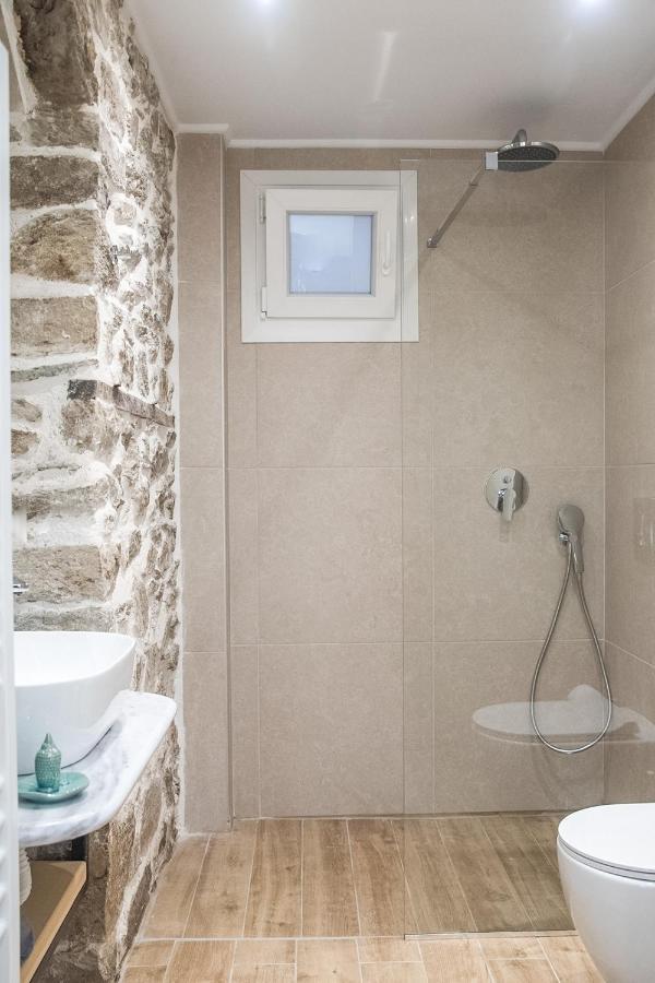 Agiopetra Lofts Lägenhet Kavala Exteriör bild